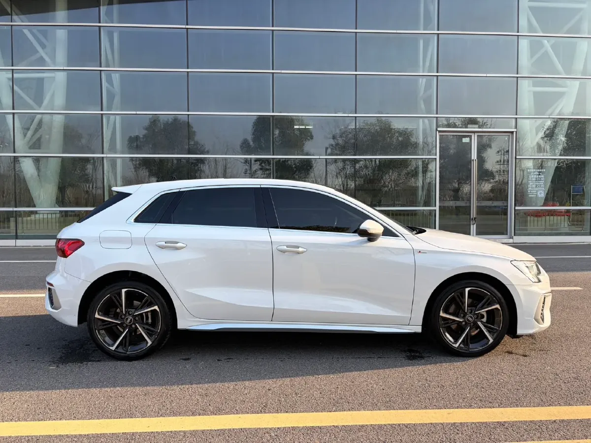 2022 Audi A3 1.4T 150HP L4 7DCT,autocango,china used car exporter,china ev exporter,chinese used car exporter,chinese used ev exporter