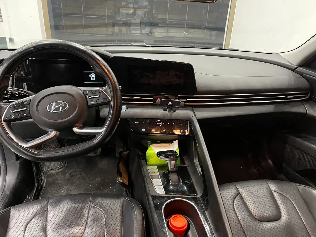2021 Hyundai Elantra 1.5L 115HP L4 CVT,autocango,china used car exporter,china ev exporter,chinese used car exporter,chinese used ev exporter