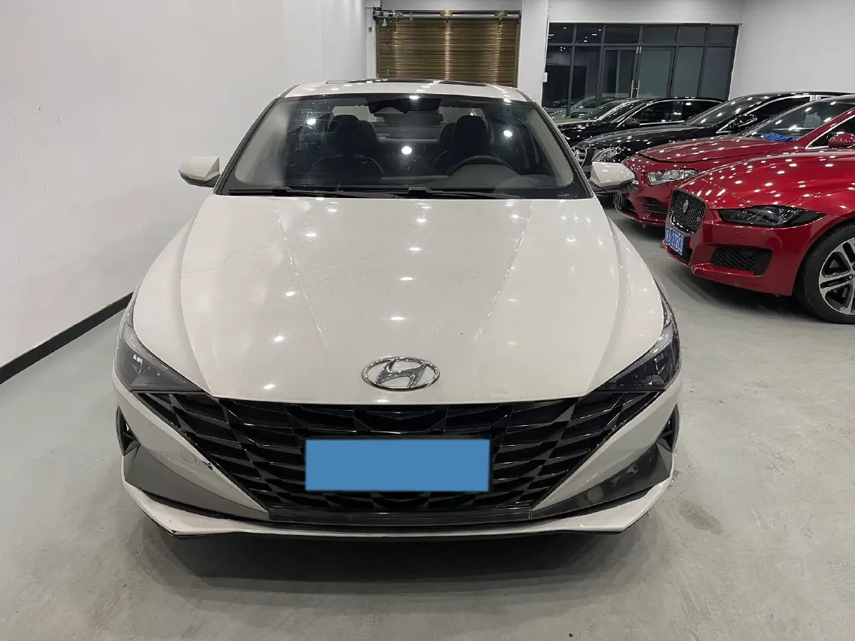 2021 Hyundai Elantra 1.5L 115HP L4 CVT,autocango,china used car exporter,china ev exporter,chinese used car exporter,chinese used ev exporter