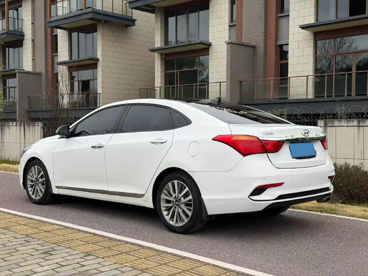 2019 Hyundai Mistra 1.8L 143HP L4 6AT,autocango,china used car exporter,china ev exporter,chinese used car exporter,chinese used ev exporter