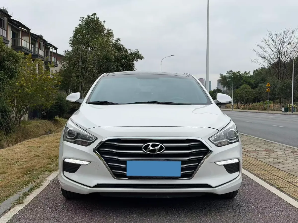 2019 Hyundai Mistra 1.8L 143HP L4 6AT,autocango,china used car exporter,china ev exporter,chinese used car exporter,chinese used ev exporter