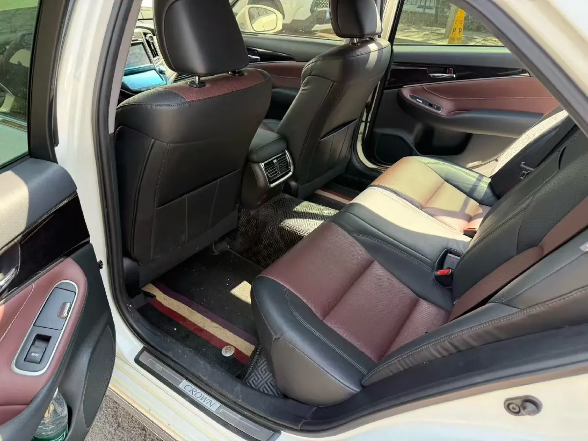 2018 Toyota Highlander 2.0T 220HP L4 6AT,autocango,china used car exporter,china ev exporter,chinese used car exporter,chinese used ev exporter