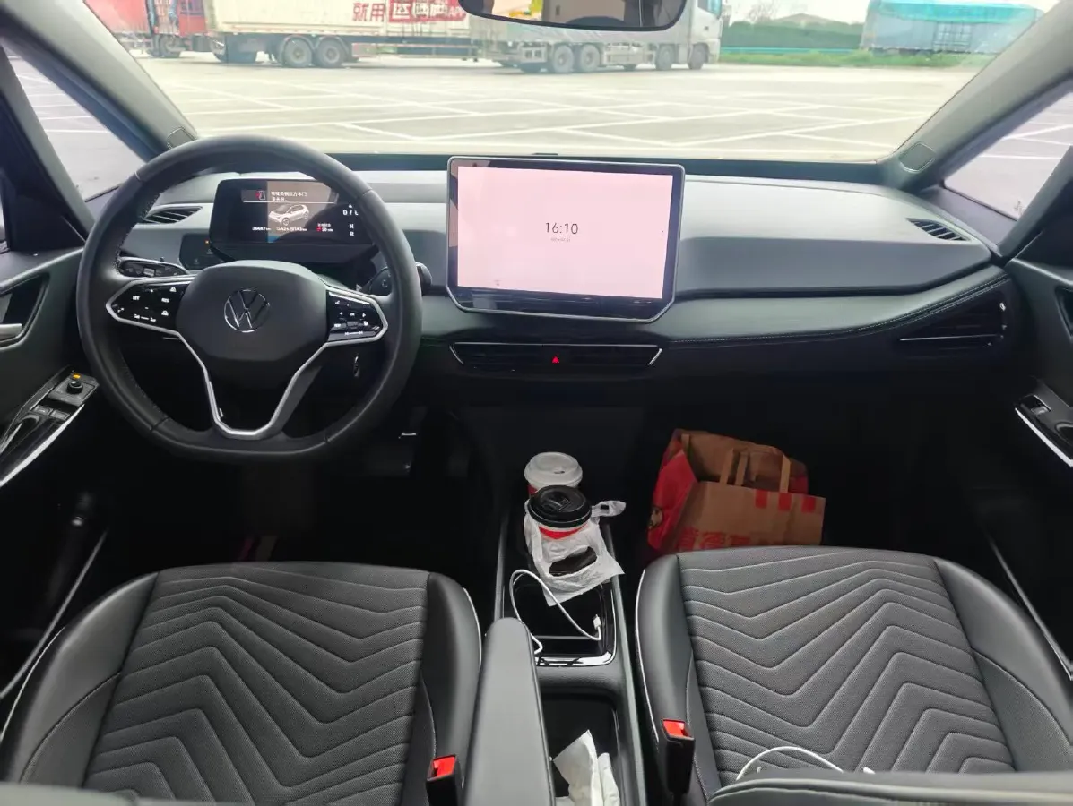 2025 Volkswagen ID.3 BEV 52.8KWH,autocango,china used car exporter,china ev exporter,chinese used car exporter,chinese used ev exporter