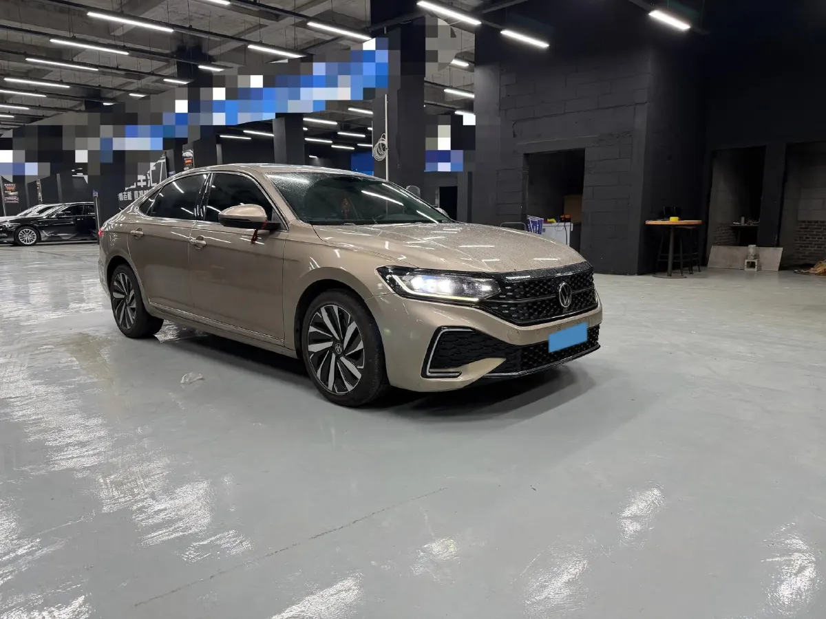 2021 Volkswagen Passat 2.0T 186HP L4 7DCT,autocango,china used car exporter,china ev exporter,chinese used car exporter,chinese used ev exporter
