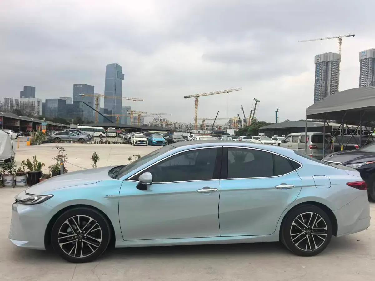 2024 Toyota Camry 2.0L 152HP L4 E-CVT Hybrid,autocango,china used car exporter,china ev exporter,chinese used car exporter,chinese used ev exporter
