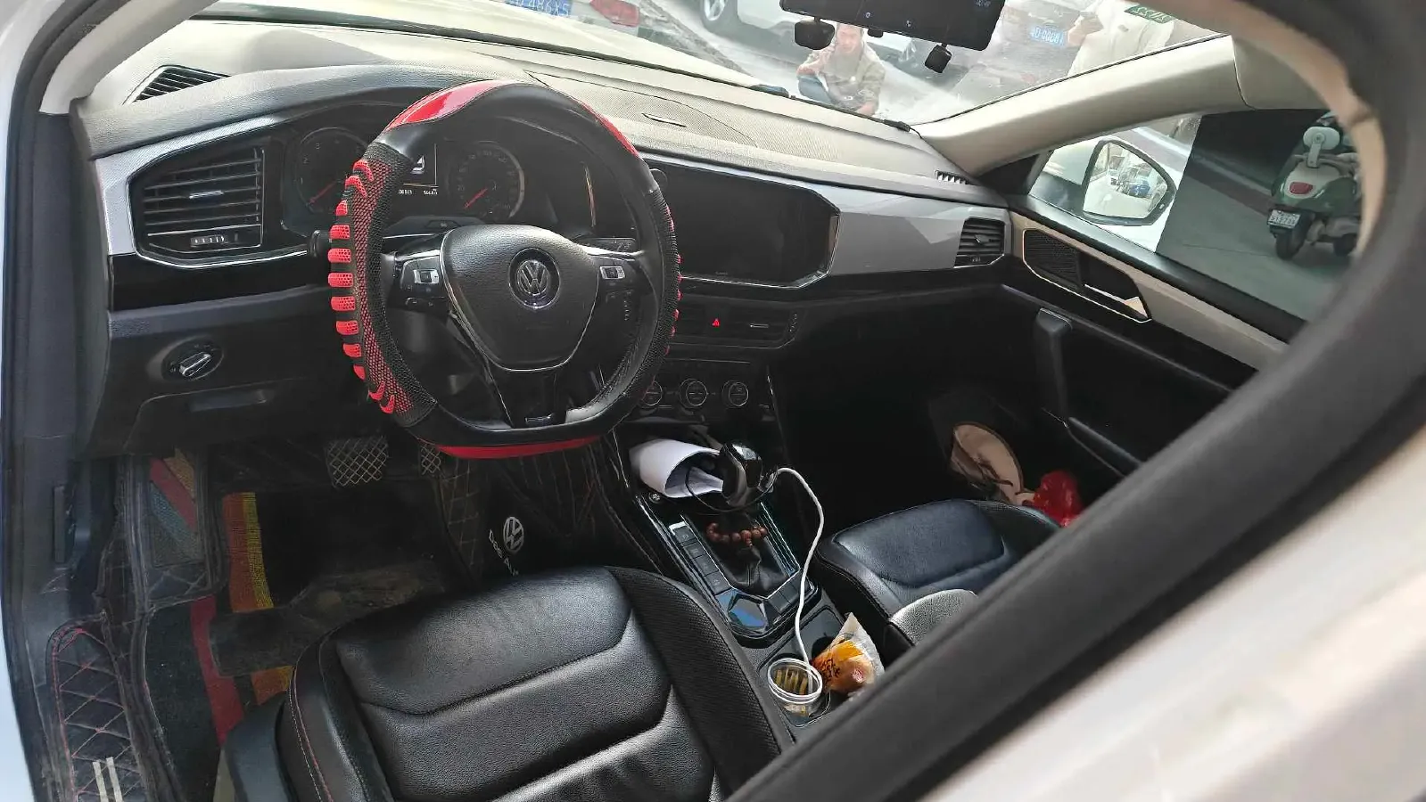 2019 Jeep Cherokee 2.0T 234HP L4 9AT,autocango,china used car exporter,china ev exporter,chinese used car exporter,chinese used ev exporter