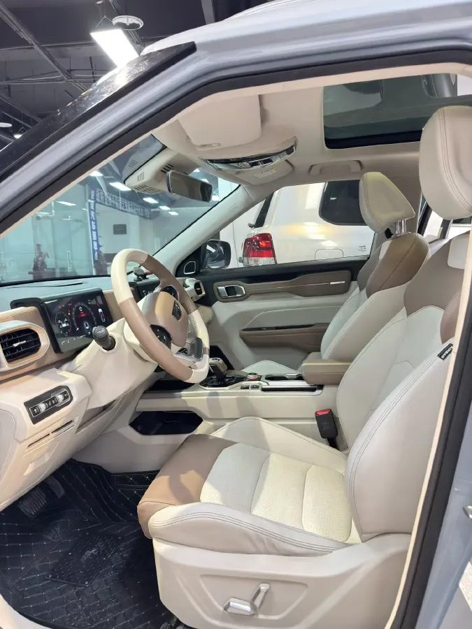 2020 Geely ICON 1.5T 177HP L3 7DCT,autocango,china used car exporter,china ev exporter,chinese used car exporter,chinese used ev exporter