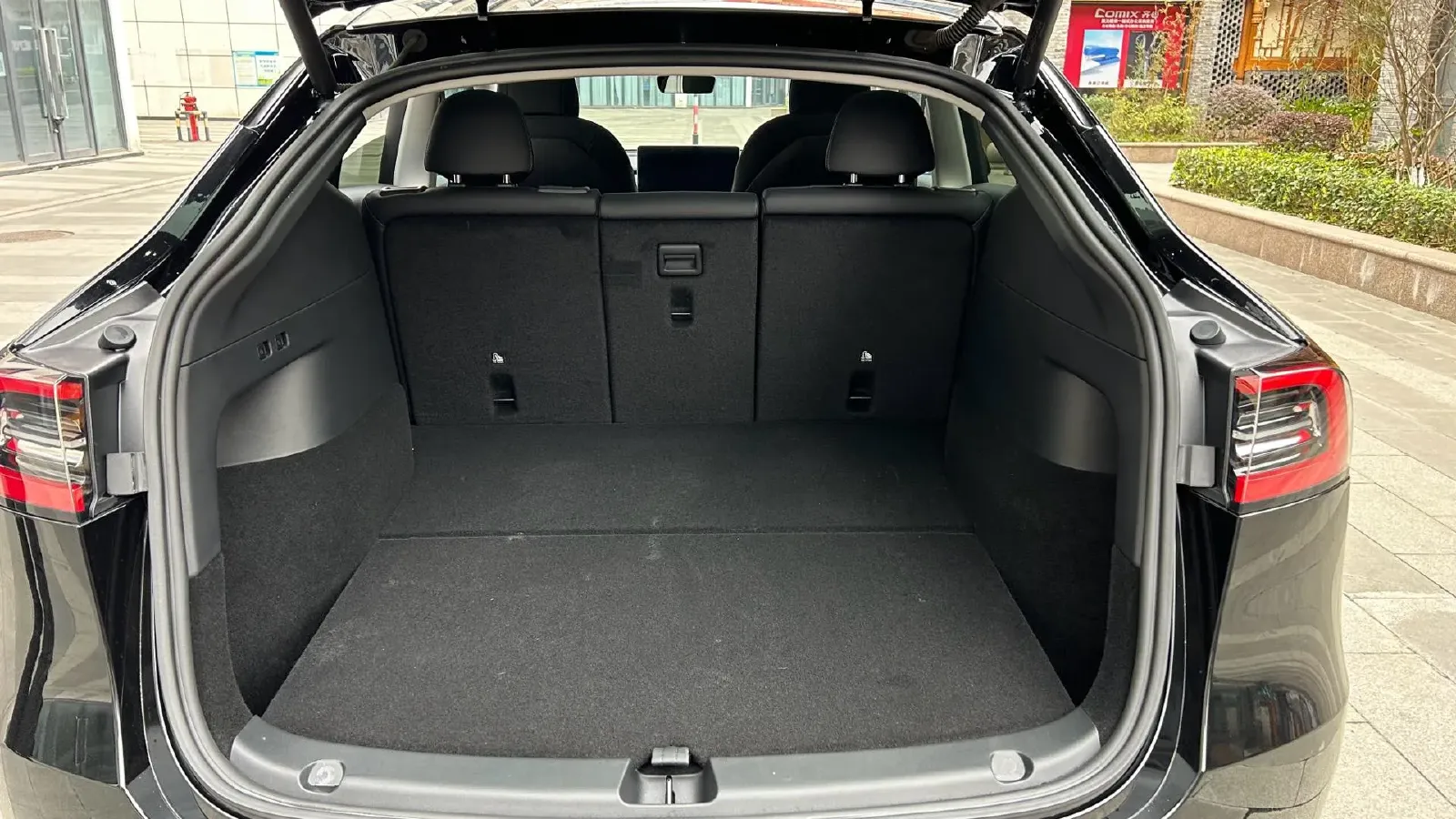 2021 Tesla Model Y BEV 60KWH,autocango,china used car exporter,china ev exporter,chinese used car exporter,chinese used ev exporter