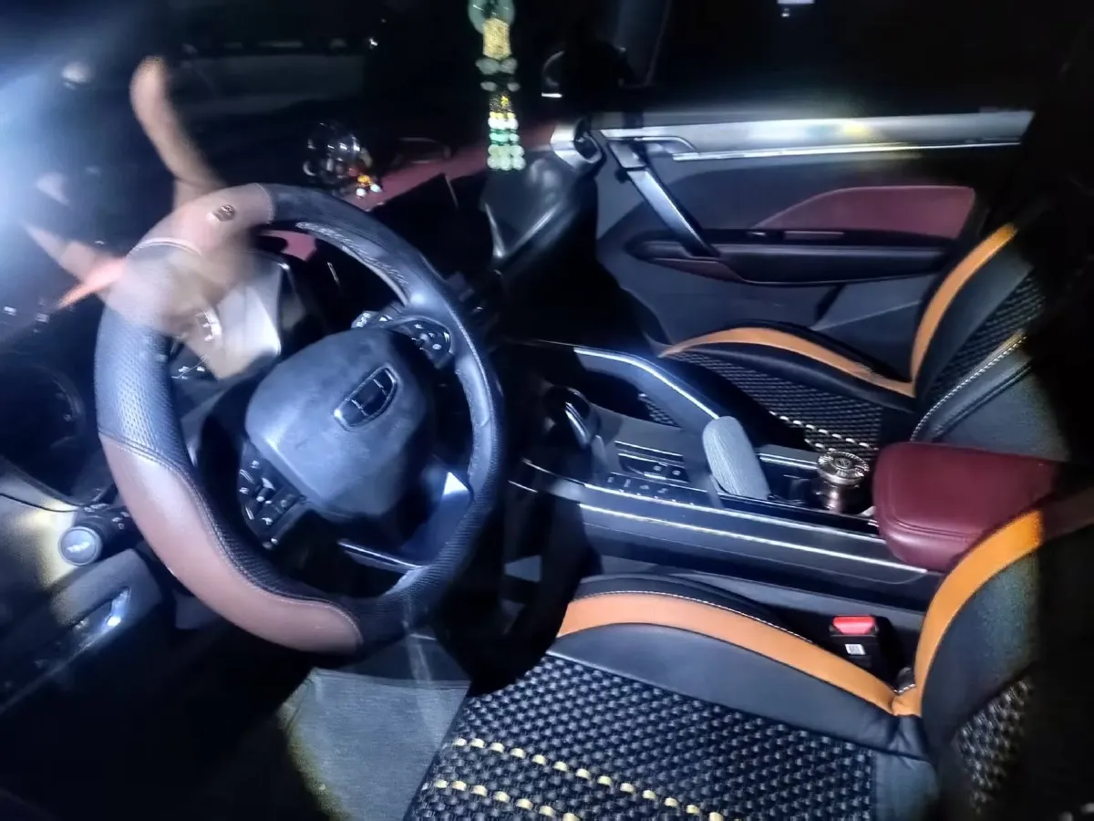 2020 Geely Coolray 1.5T 177HP L3 7DCT,autocango,china used car exporter,china ev exporter,chinese used car exporter,chinese used ev exporter