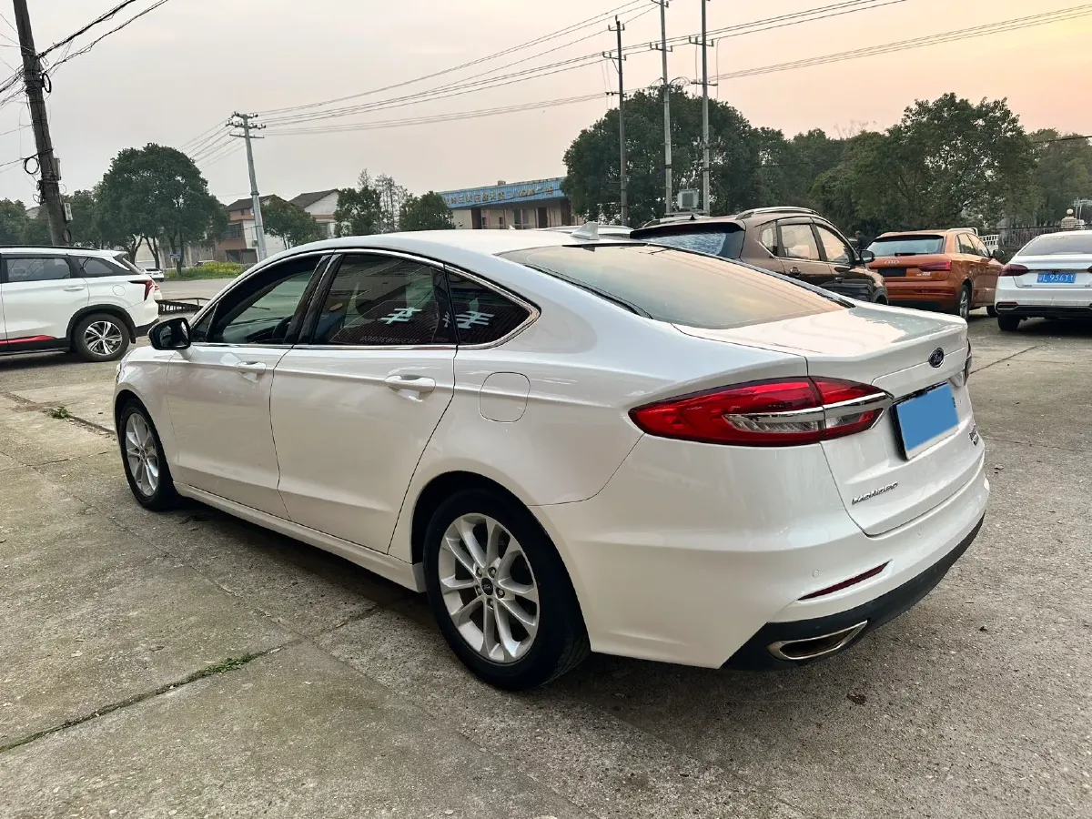 2018 Ford Mondeo 2.0T 204HP L4 6AT,autocango,china used car exporter,china ev exporter,chinese used car exporter,chinese used ev exporter