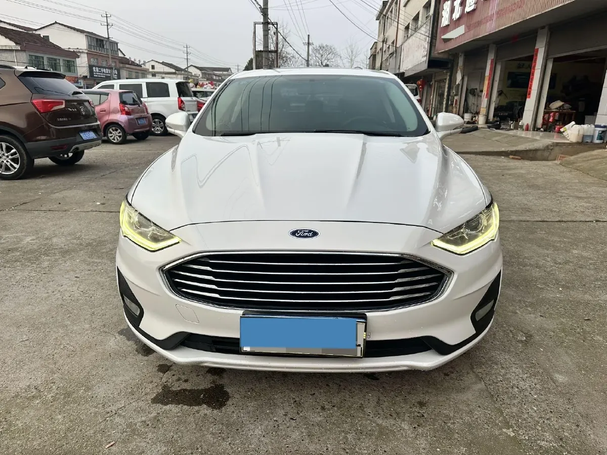 2018 Ford Mondeo 2.0T 204HP L4 6AT,autocango,china used car exporter,china ev exporter,chinese used car exporter,chinese used ev exporter