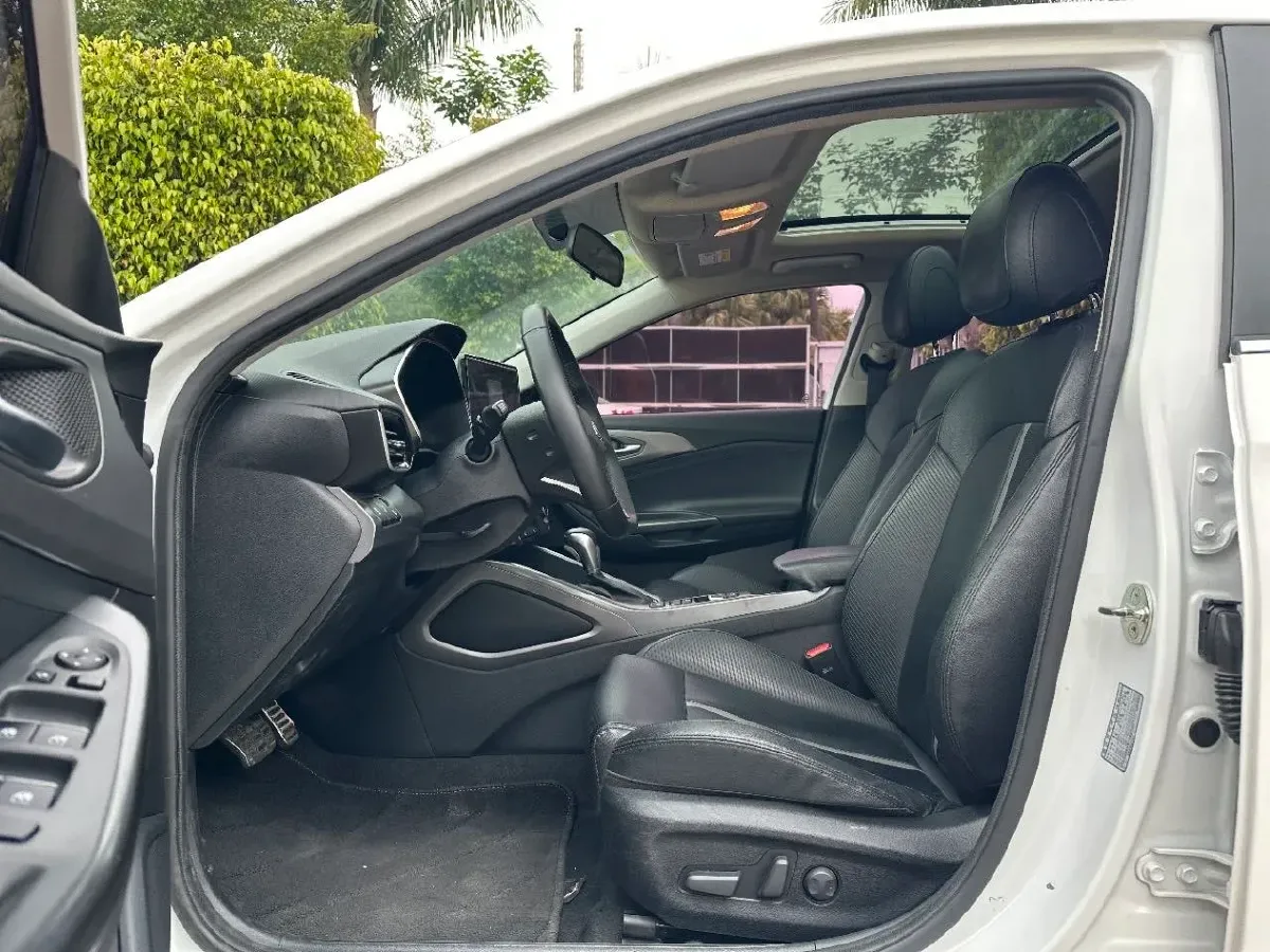 2019 Hyundai La Festa 1.6T 204HP L4 7DCT,autocango,china used car exporter,china ev exporter,chinese used car exporter,chinese used ev exporter