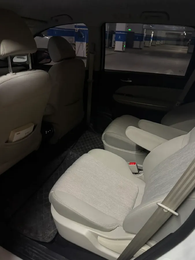 2021 GAC Trumpchi M6 1.5T 169HP L4 7DCT,autocango,china used car exporter,china ev exporter,chinese used car exporter,chinese used ev exporter