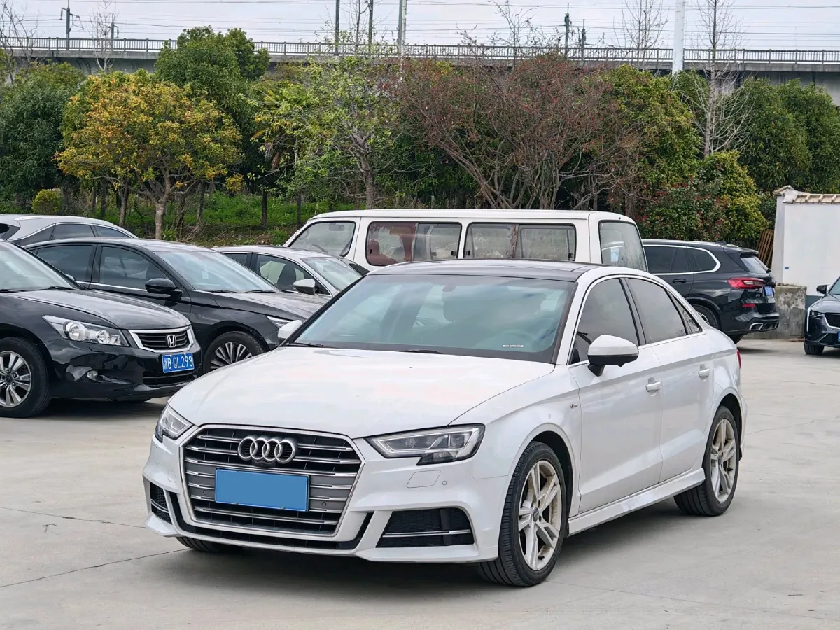 2020 Audi A3 1.4T 150HP L4 7DCT,autocango,china used car exporter,china ev exporter,chinese used car exporter,chinese used ev exporter
