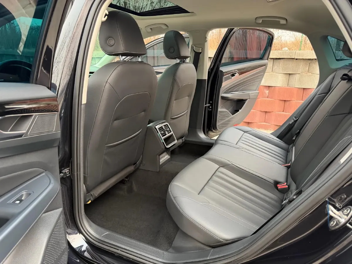 2022 Volkswagen Lamando 1.4T 150HP L4 7DCT,autocango,china used car exporter,china ev exporter,chinese used car exporter,chinese used ev exporter