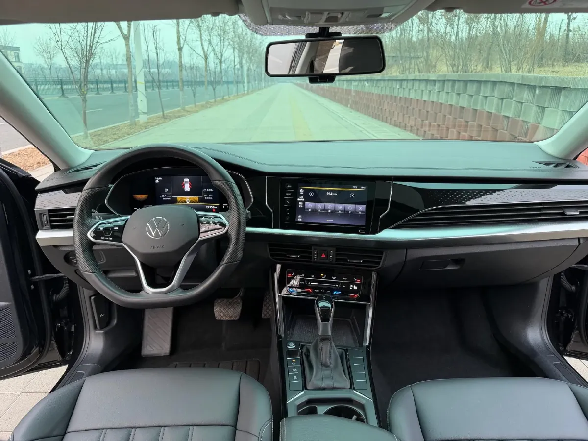 2022 Volkswagen Lamando 1.4T 150HP L4 7DCT,autocango,china used car exporter,china ev exporter,chinese used car exporter,chinese used ev exporter