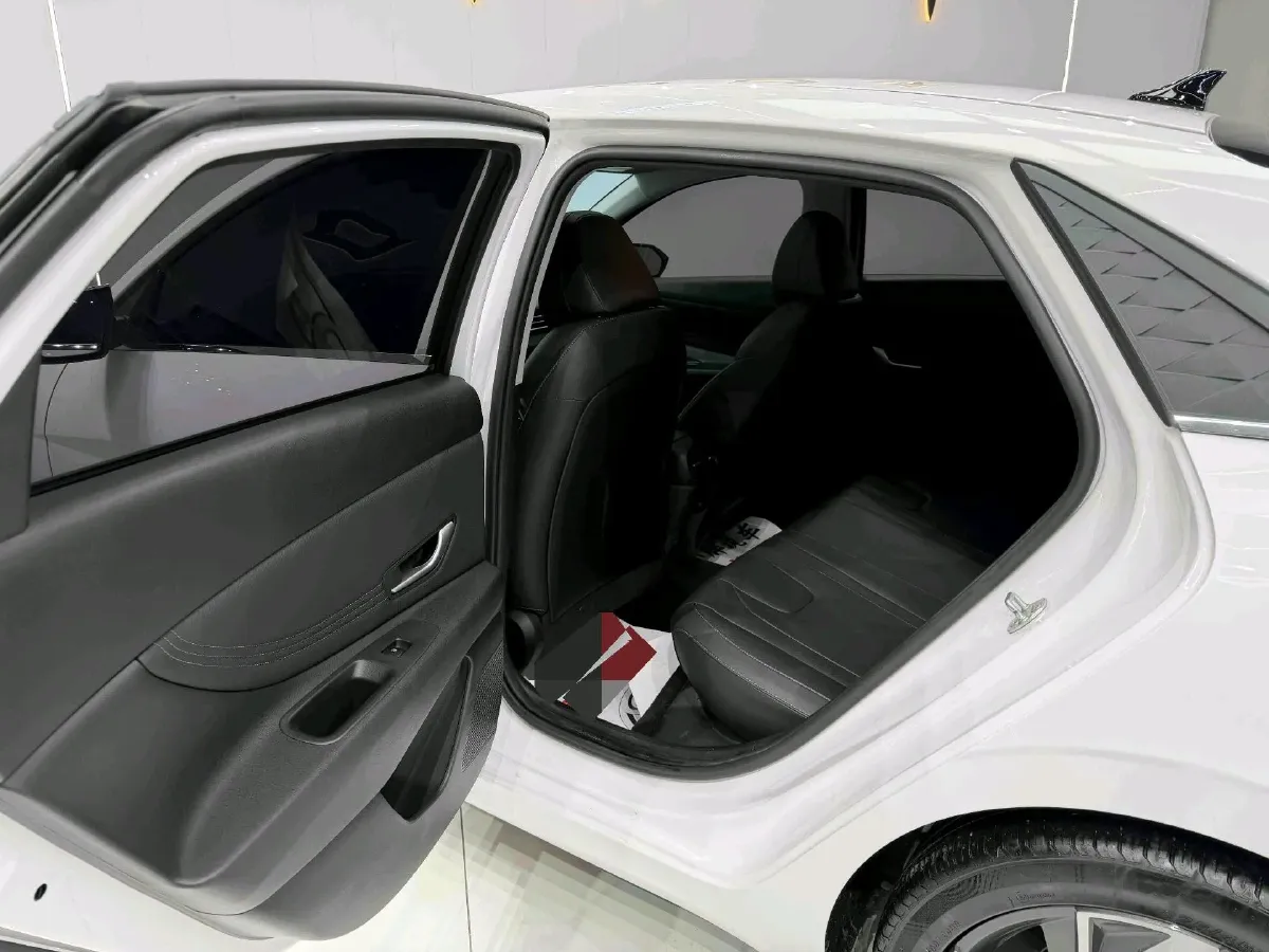 2023 Hyundai Elantra 1.5L 115HP L4 CVT,autocango,china used car exporter,china ev exporter,chinese used car exporter,chinese used ev exporter