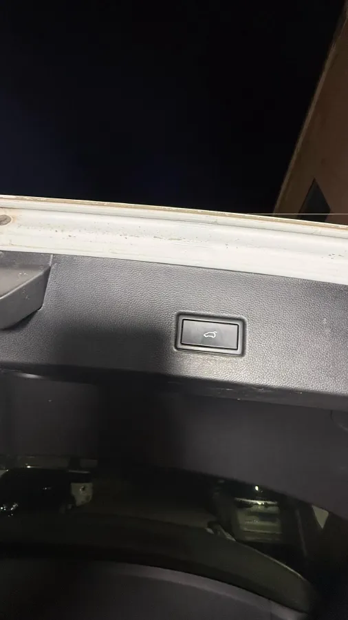 2022 Volkswagen T-Roc 1.4T 150HP L4 7DCT,autocango,china used car exporter,china ev exporter,chinese used car exporter,chinese used ev exporter