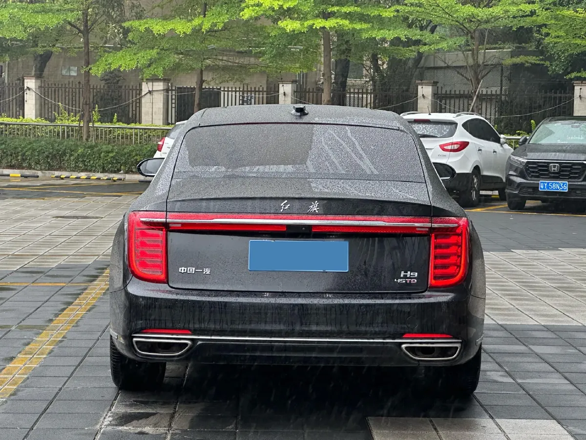 2020 HongQi H9 2.0T 252HP L4 7DCT,autocango,china used car exporter,china ev exporter,chinese used car exporter,chinese used ev exporter