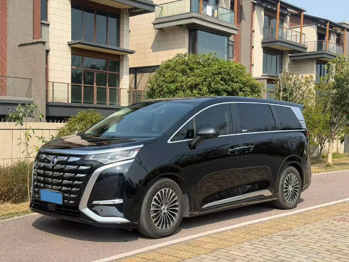 2024 Denza D9 1.5T 139HP L4 E-CVT PHEV 20.39KWH,autocango,china used car exporter,china ev exporter,chinese used car exporter,chinese used ev exporter