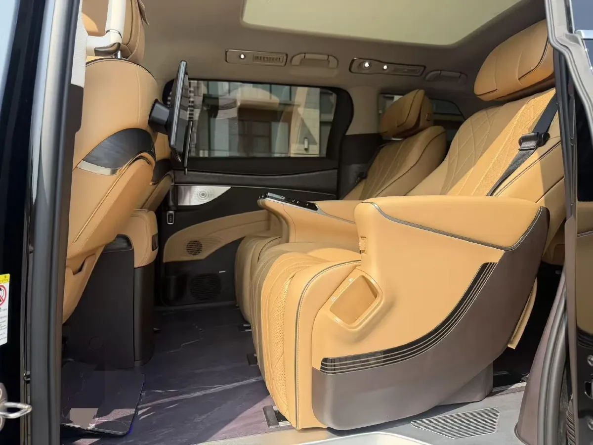 2024 Denza D9 1.5T 139HP L4 E-CVT PHEV 20.39KWH,autocango,china used car exporter,china ev exporter,chinese used car exporter,chinese used ev exporter