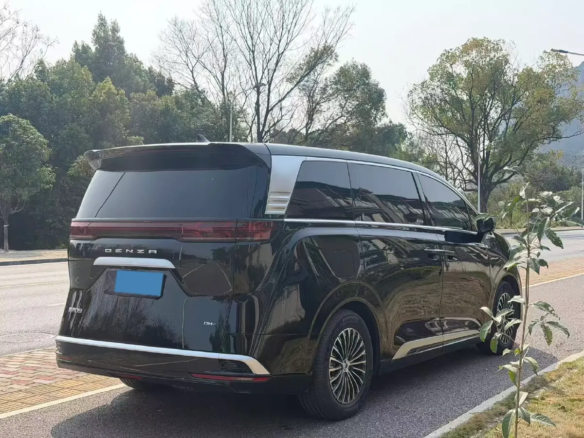 2024 Denza D9 1.5T 139HP L4 E-CVT PHEV 20.39KWH,autocango,china used car exporter,china ev exporter,chinese used car exporter,chinese used ev exporter