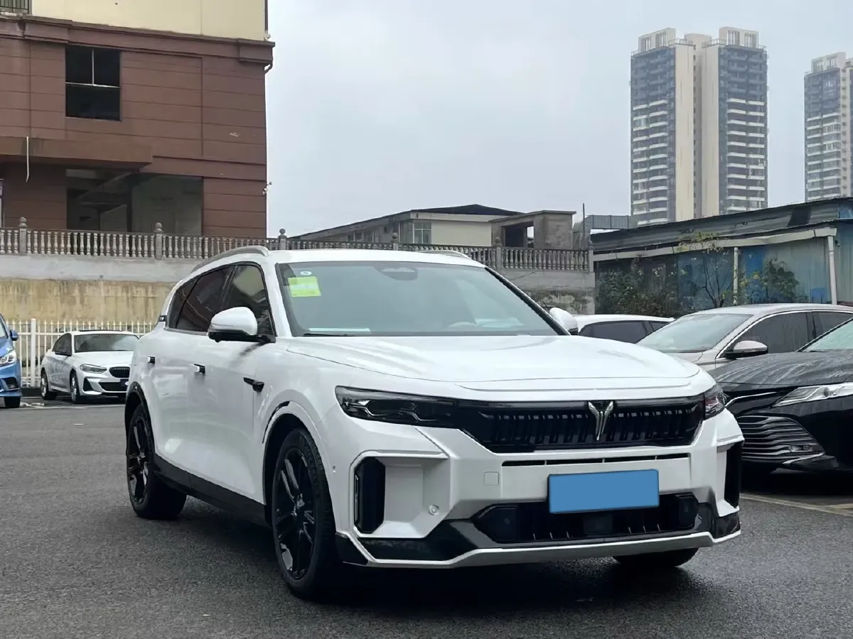2024 Voyah FREE 1.5T 150HP L4 REEV 39.2KWH,autocango,china used car exporter,china ev exporter,chinese used car exporter,chinese used ev exporter