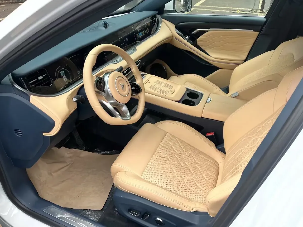 2024 Voyah FREE 1.5T 150HP L4 REEV 39.2KWH,autocango,china used car exporter,china ev exporter,chinese used car exporter,chinese used ev exporter