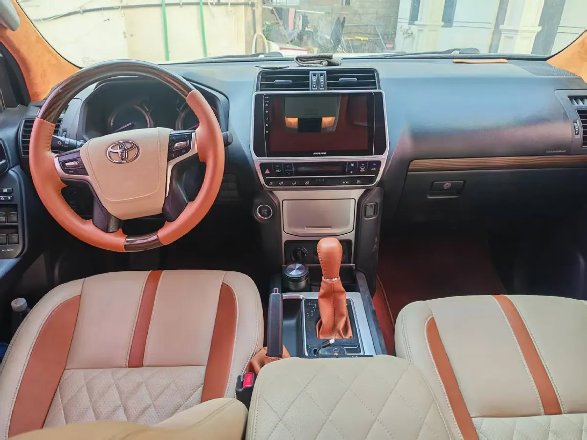 2017 Toyota Corolla 1.2T 116HP L4 6MT,autocango,china used car exporter,china ev exporter,chinese used car exporter,chinese used ev exporter