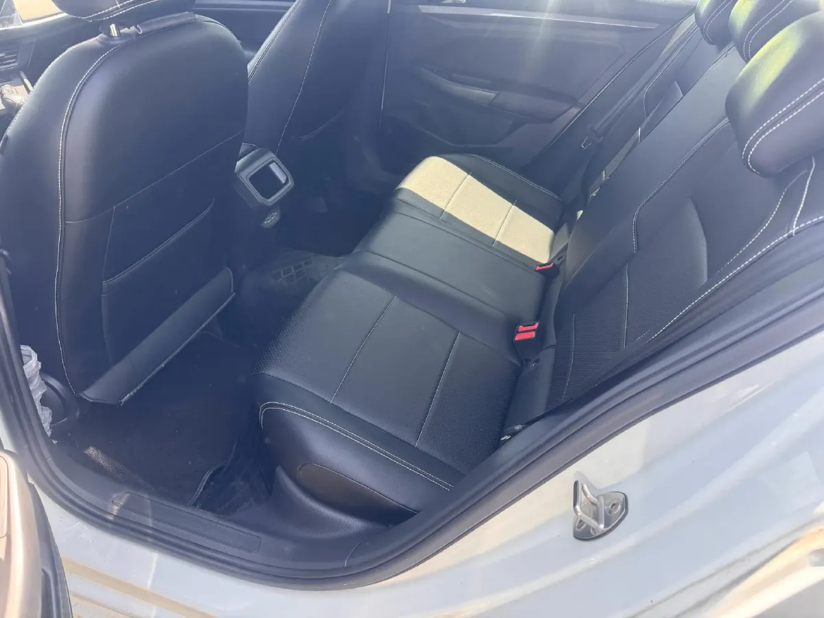 2023 Volkswagen Bora 1.2T 116HP L4 7DCT,autocango,china used car exporter,china ev exporter,chinese used car exporter,chinese used ev exporter