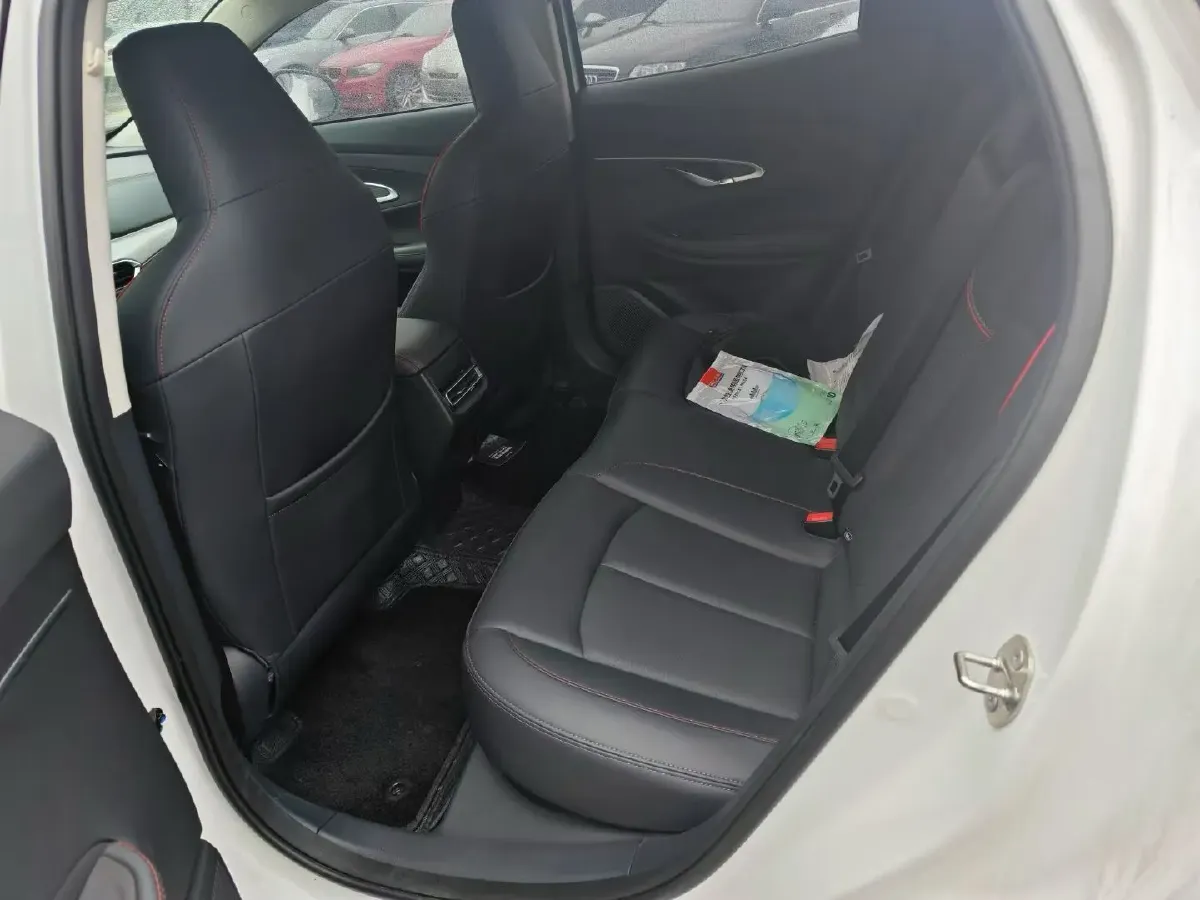 2021 ChangAn UNI-T 1.5T 180HP L4 7DCT,autocango,china used car exporter,china ev exporter,chinese used car exporter,chinese used ev exporter