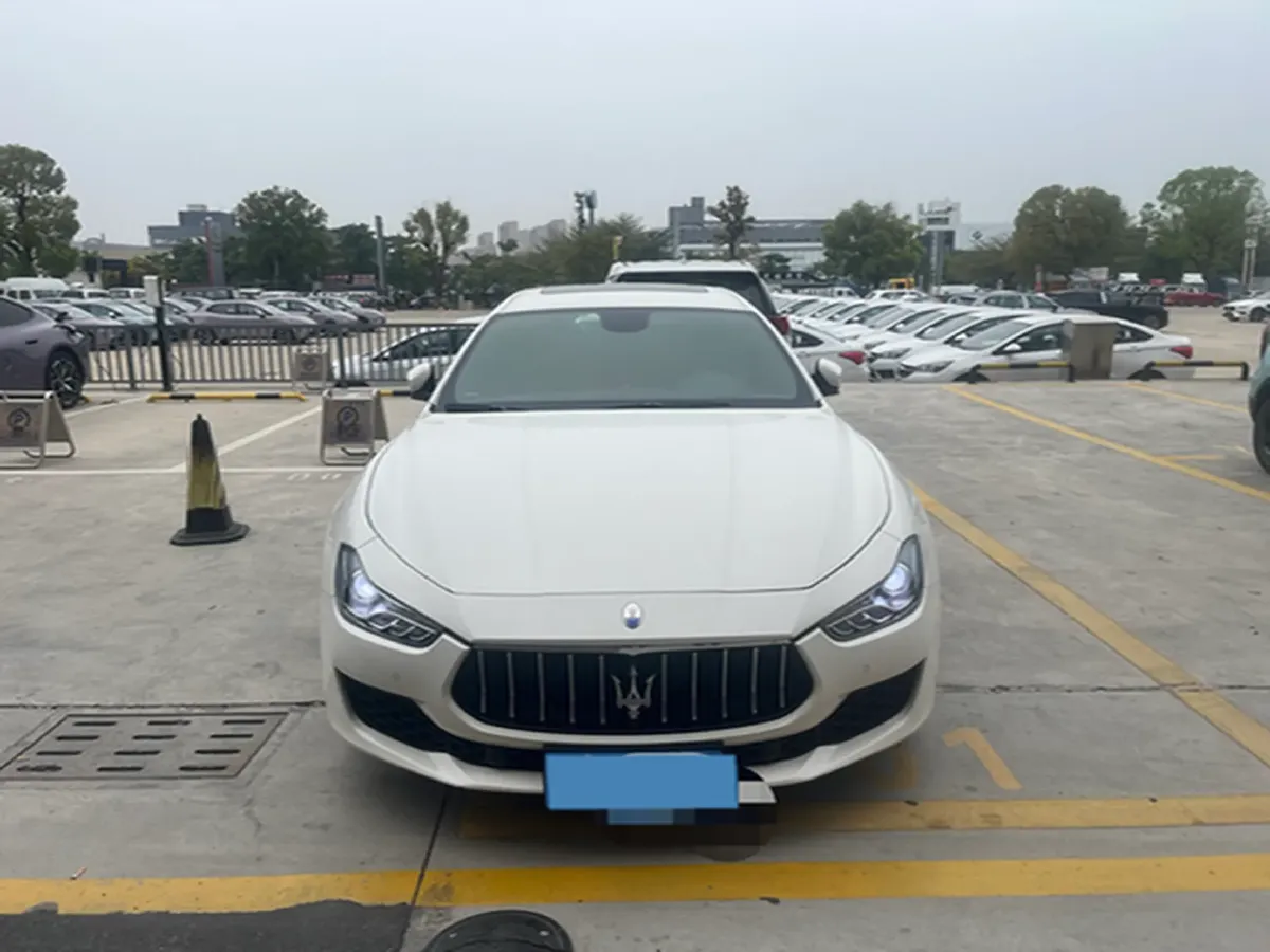 2021 Audi Q7 2.0T 245HP L4 8AT,autocango,china used car exporter,china ev exporter,chinese used car exporter,chinese used ev exporter