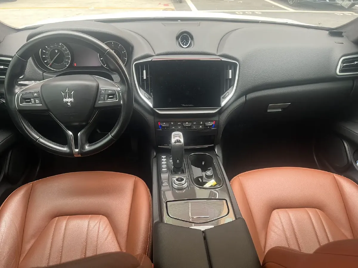 2021 Audi Q7 2.0T 245HP L4 8AT,autocango,china used car exporter,china ev exporter,chinese used car exporter,chinese used ev exporter