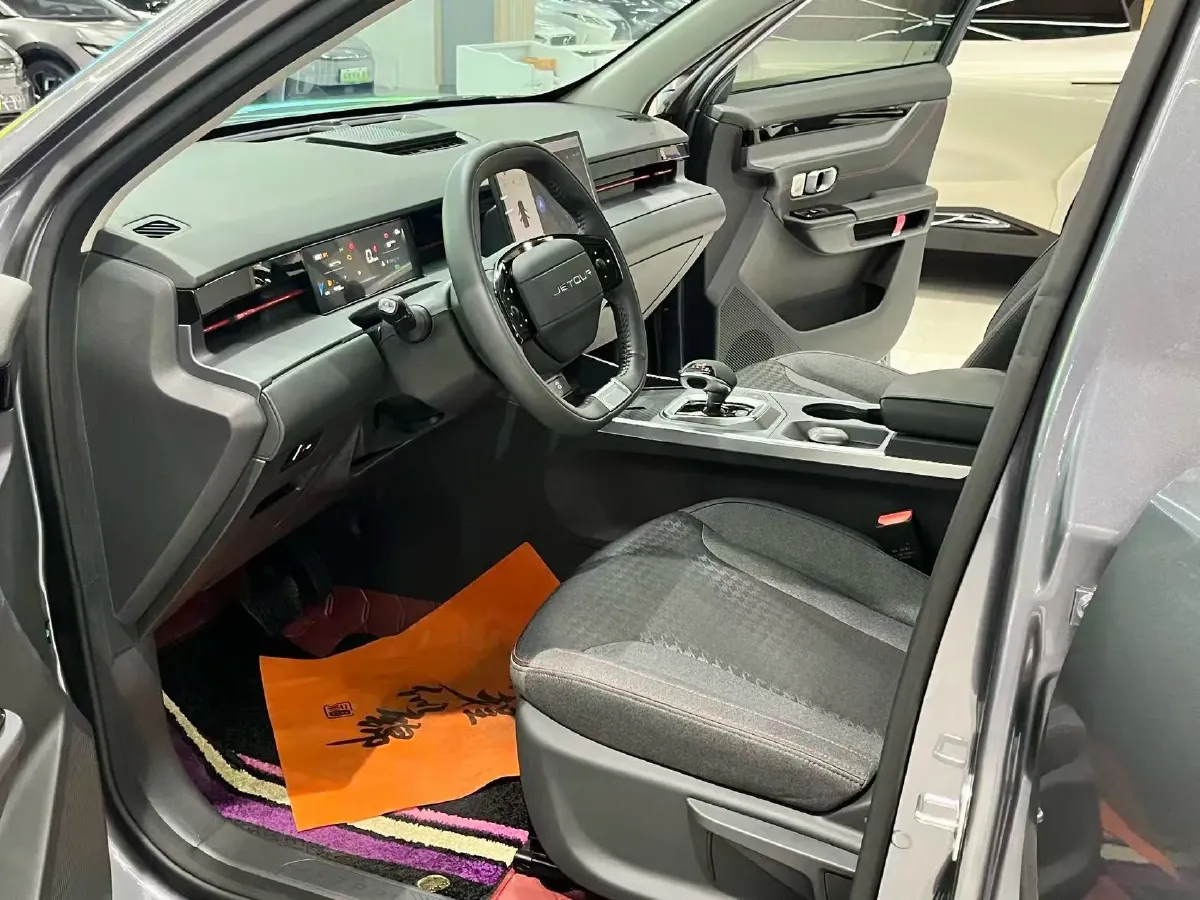 2025 Jetour DASHING 1.5T 156HP L4 6DCT,autocango,china used car exporter,china ev exporter,chinese used car exporter,chinese used ev exporter