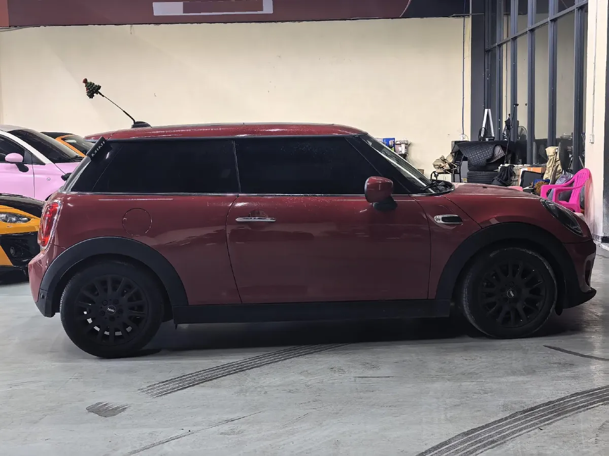 2020 MINI MINI 1.5T 102HP L3 7DCT,autocango,china used car exporter,china ev exporter,chinese used car exporter,chinese used ev exporter