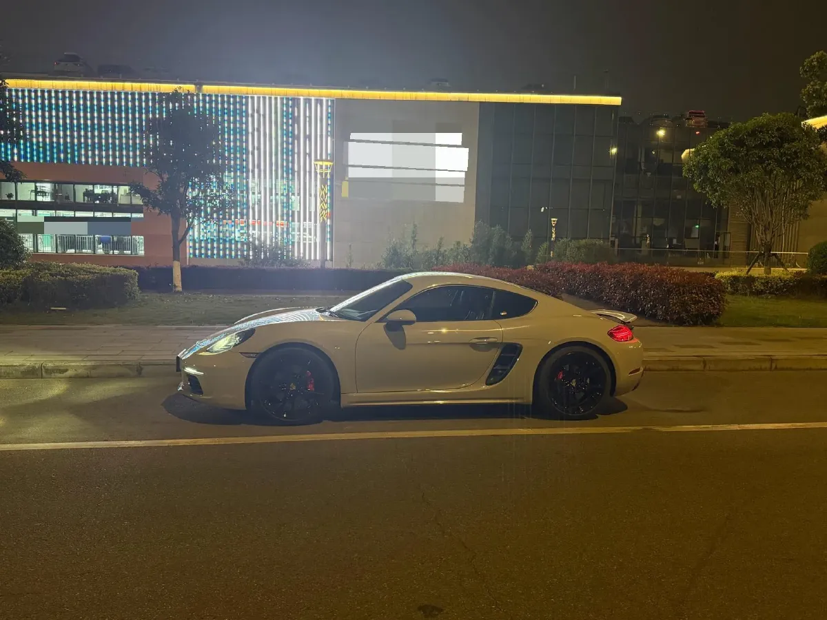 2018 Porsche 718 2.0T 250HP H4 7DCT,autocango,china used car exporter,china ev exporter,chinese used car exporter,chinese used ev exporter