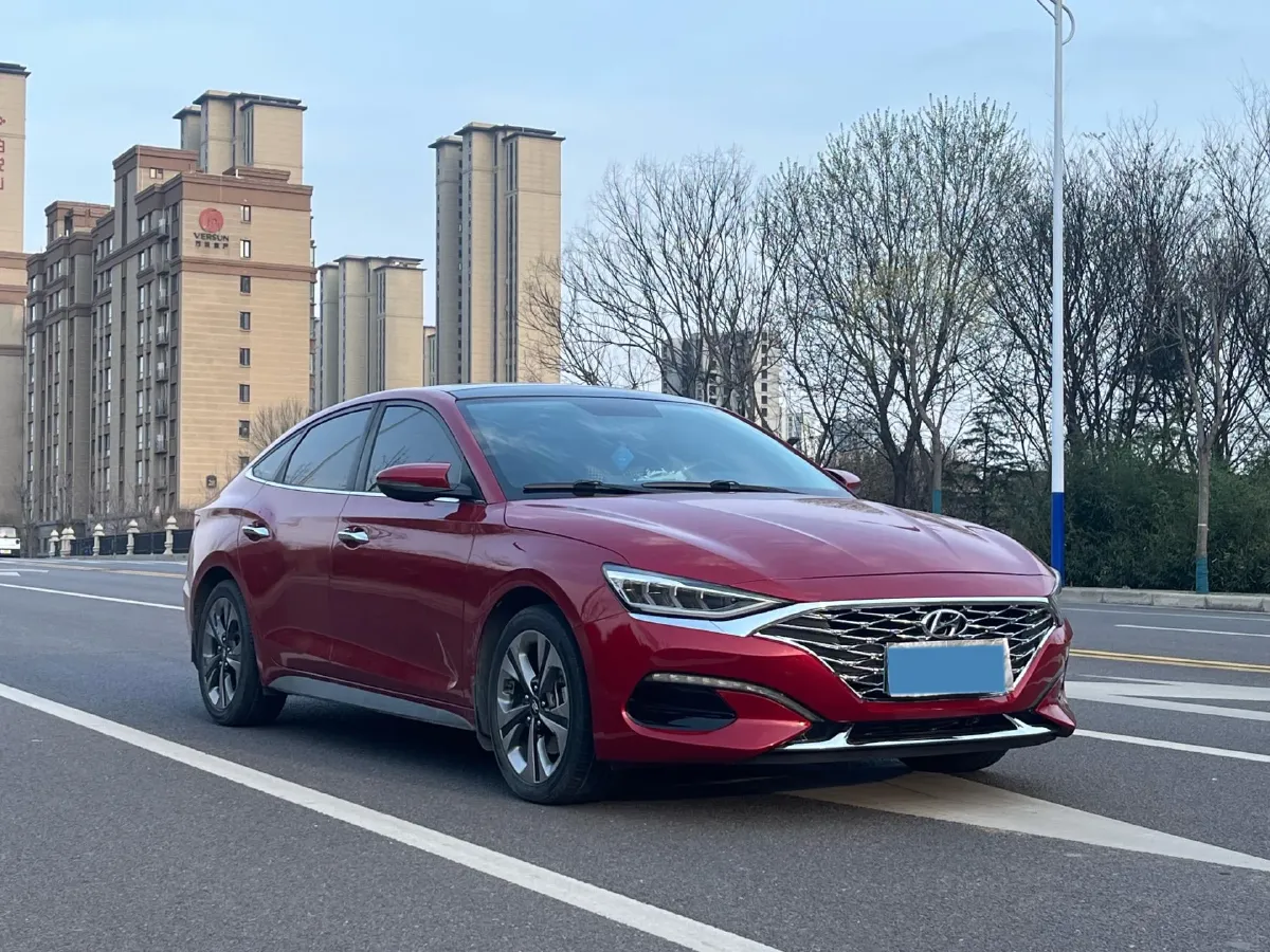 2019 Hyundai La Festa 1.6T 204HP L4 7DCT,autocango,china used car exporter,china ev exporter,chinese used car exporter,chinese used ev exporter