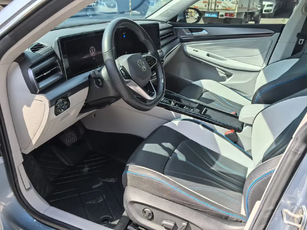 2023 Volkswagen Lamando 1.4T 150HP L4 7DCT,autocango,china used car exporter,china ev exporter,chinese used car exporter,chinese used ev exporter