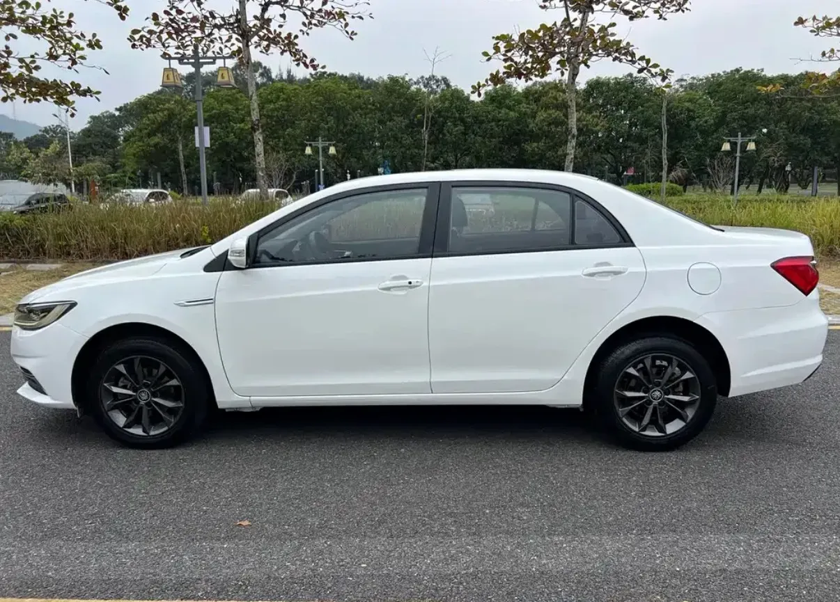 2019 BYD Qin 1.5L 109HP L4 5MT,autocango,china used car exporter,china ev exporter,chinese used car exporter,chinese used ev exporter