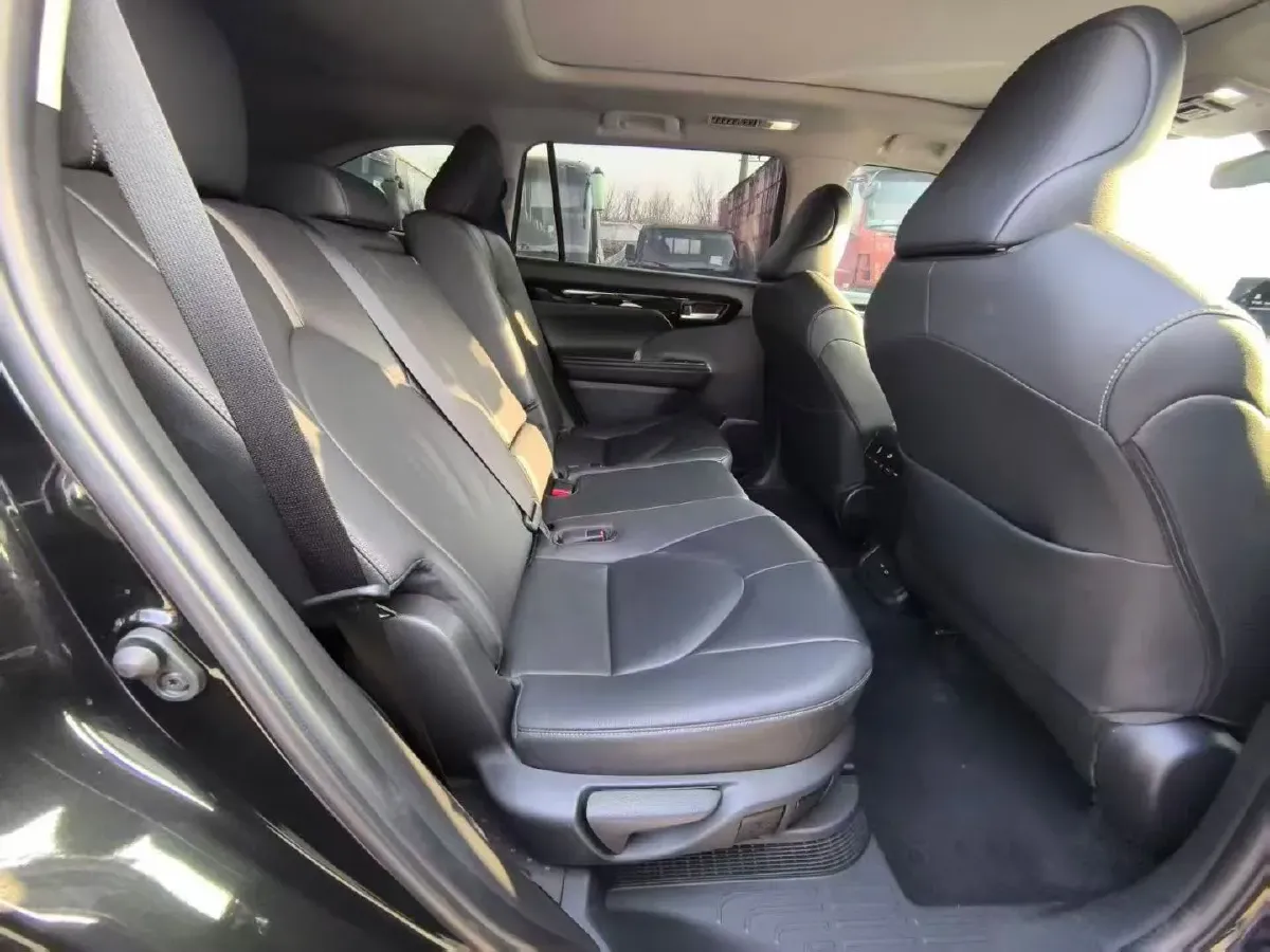 2023 Toyota Highlander 2.5L 189HP L4 E-CVT Hybrid,autocango,china used car exporter,china ev exporter,chinese used car exporter,chinese used ev exporter