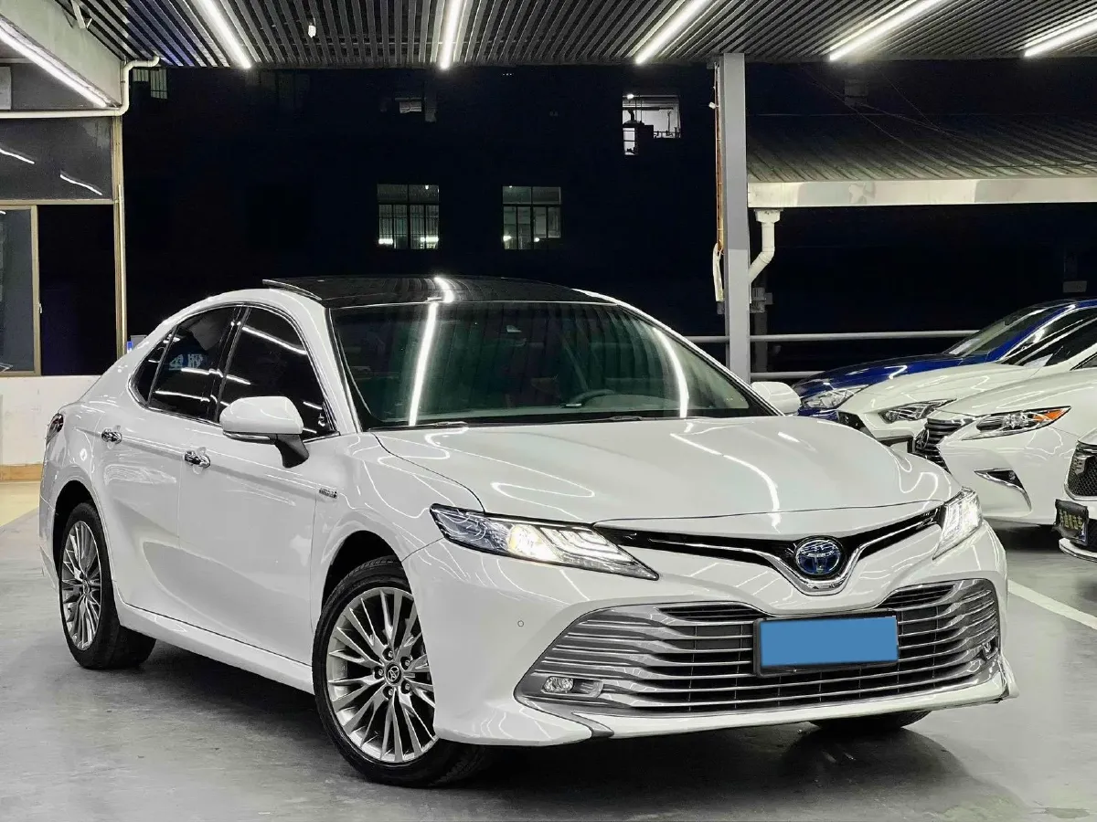 2018 Toyota Camry 2.5L 178HP L4 E-CVT Hybrid,autocango,china used car exporter,china ev exporter,chinese used car exporter,chinese used ev exporter