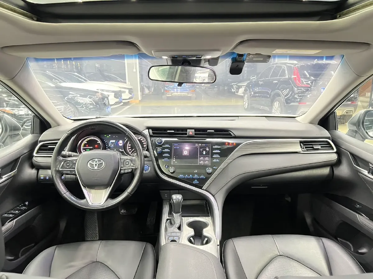 2018 Toyota Camry 2.5L 178HP L4 E-CVT Hybrid,autocango,china used car exporter,china ev exporter,chinese used car exporter,chinese used ev exporter