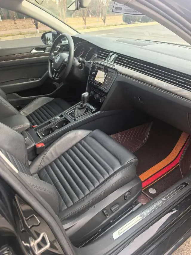 2019 Volkswagen Magotan 2.0T 186HP L4 7DCT,autocango,china used car exporter,china ev exporter,chinese used car exporter,chinese used ev exporter