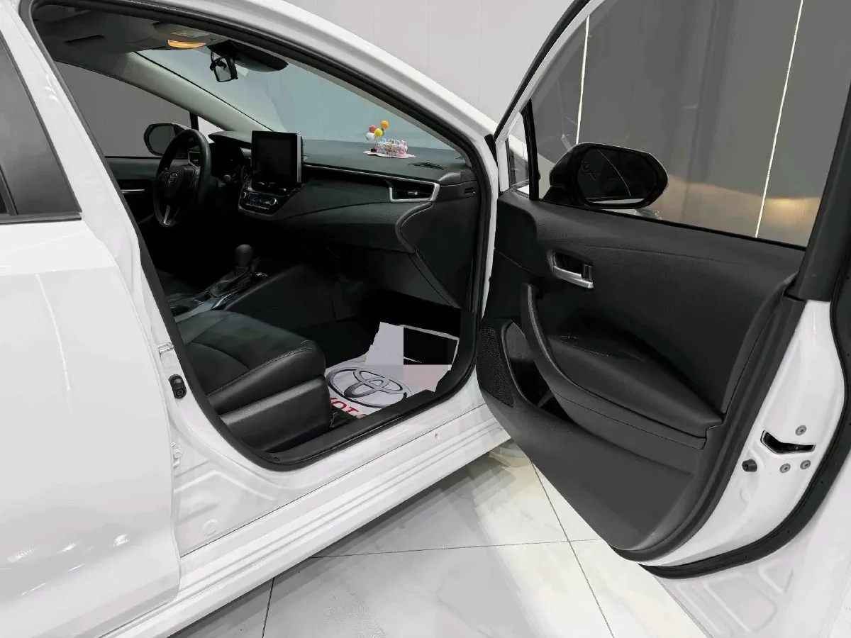 2021 Toyota Corolla 1.2T 116HP L4 CVT,autocango,china used car exporter,china ev exporter,chinese used car exporter,chinese used ev exporter