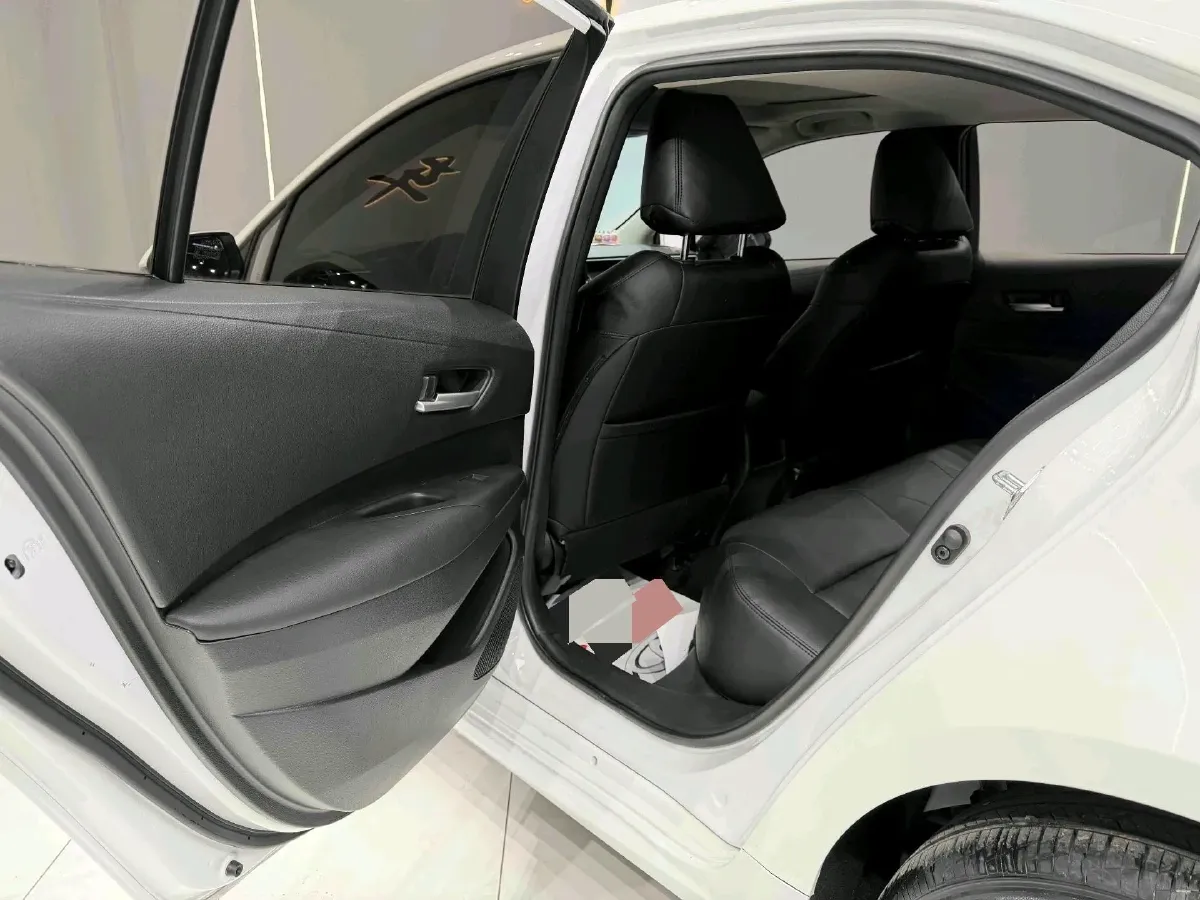 2021 Toyota Corolla 1.2T 116HP L4 CVT,autocango,china used car exporter,china ev exporter,chinese used car exporter,chinese used ev exporter