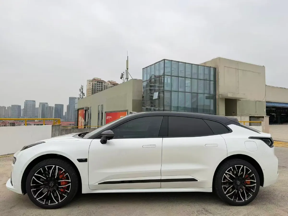 2025 Zeekr 001 BEV 100KWH,autocango,china used car exporter,china ev exporter,chinese used car exporter,chinese used ev exporter