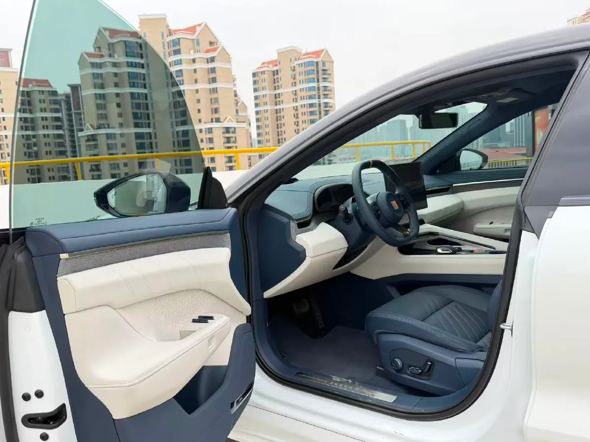 2025 Zeekr 001 BEV 100KWH,autocango,china used car exporter,china ev exporter,chinese used car exporter,chinese used ev exporter