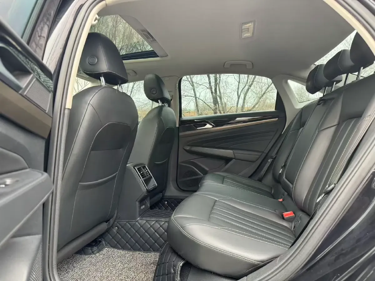 2019 Volkswagen Passat 1.4T 150HP L4 7DCT,autocango,china used car exporter,china ev exporter,chinese used car exporter,chinese used ev exporter