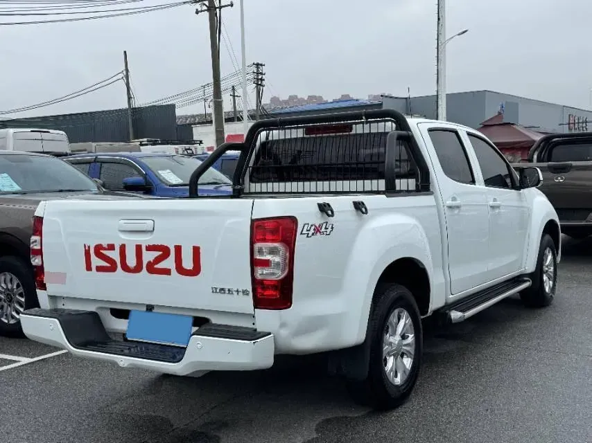 2023 Isuzu RE-MAX Jim 2.5T 143HP L4 6MT,autocango,china used car exporter,china ev exporter,chinese used car exporter,chinese used ev exporter