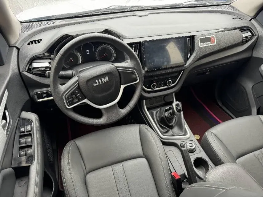 2023 Isuzu RE-MAX Jim 2.5T 143HP L4 6MT,autocango,china used car exporter,china ev exporter,chinese used car exporter,chinese used ev exporter